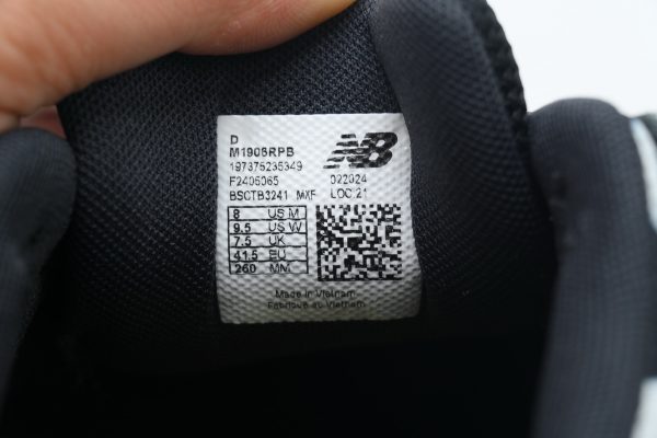 new_balance_black_gray_white_m1906rpb_1AD63AACCB616 NEW BALANCE Black Gray White M1906RPB