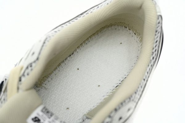 NEW BALANCE Greyish Red M1906RR