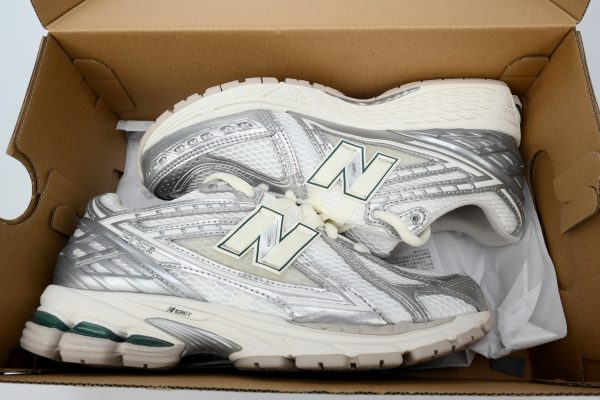 NEW BALANCE Light Gray Silver M1906REE