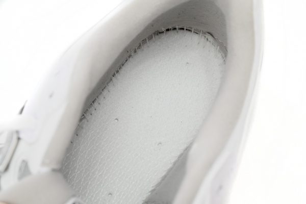 new_balance_white_pale_m1906re__1AD63993FD419 NEW BALANCE White Pale M1906RE