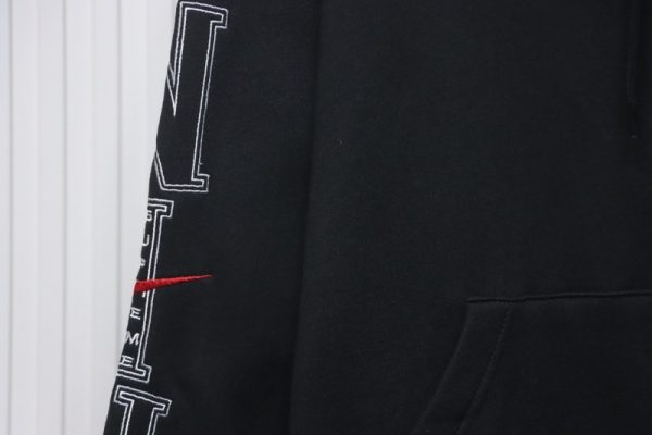 NIKE x SUPREME Nike SUP joint arm embroidered hooded sweatshirt