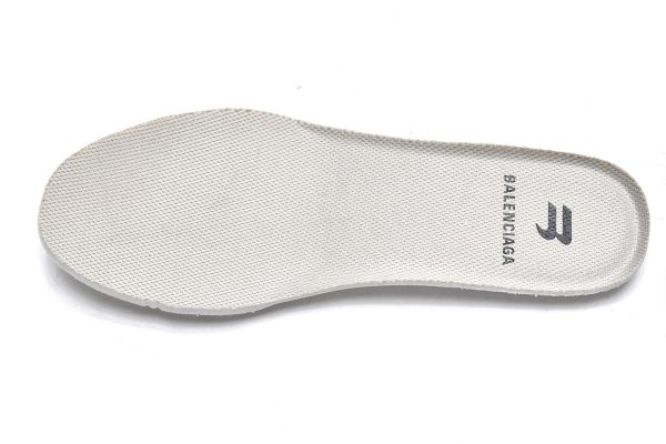 pk_god_batch_balenciaga_defender_beige_685611_w2ra6_9700_1B239C5FBBC1D PK God Batch Balenciaga Defender Beige 685611 W2RA6 9700