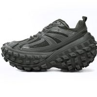 PK God Batch Balenciaga Defender Blackish Green 685611 W2RA6 3000 PK God Batch Balenciaga Defender Blackish Green 685611 W2RA6 3000