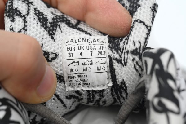 pk_god_batch_balenciaga_defender_graffiti_685611_w2ram_9010_1B239B141E01A PK God Batch Balenciaga Defender Graffiti 685611 W2RAM 9010