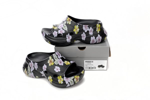 PK God Batch BALENCIAGA Pool Croc Watermark Black 677389 W1S8G 6556