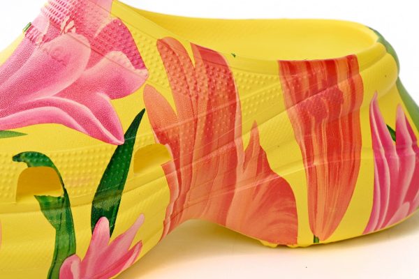 PK God Batch BALENCIAGA Pool Croc Watermark Yellow 677389 W1S8F 7053