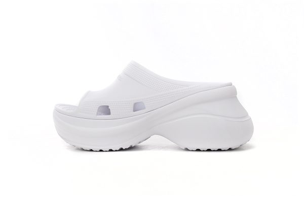 PK God Batch BALENCIAGA Pool Crocs White 677389 W1S8E 9000 PK God Batch BALENCIAGA Pool Crocs White 677389 W1S8E 9000