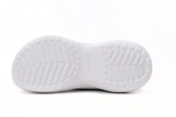 pk_god_batch_balenciaga_pool_crocs_white_677389_w1s8e_9000_1B1CE1ACE2A18 PK God Batch BALENCIAGA Pool Crocs White 677389 W1S8E 9000