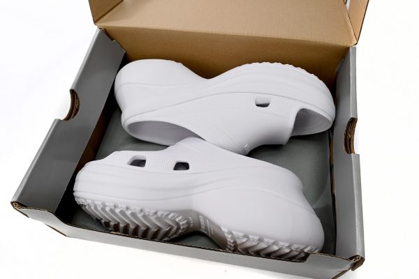 pk_god_batch_balenciaga_pool_crocs_white_677389_w1s8e_9000_1B1CE1B0A091B PK God Batch BALENCIAGA Pool Crocs White 677389 W1S8E 9000