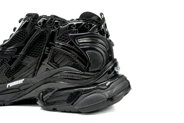 PK God Batch Balenciaga Runner Black