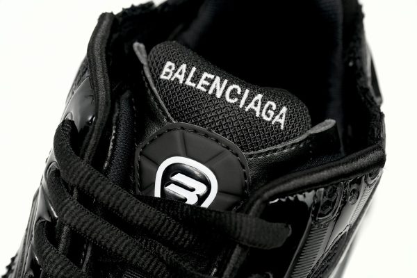 PK God Batch Balenciaga Runner Black
