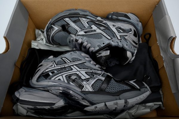 PK God Batch Balenciaga Runner All Black Gray 677402 W3RB2 1515