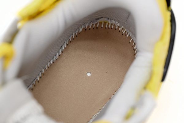 pk_god_batch_balenciaga_runner_black_yellow_677402_w2rd3_0510_1C5D80CDDF111 PK God Batch Balenciaga Runner Black Yellow 677402 W2RD3 0510