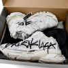 pk_god_batch_balenciaga_runner_graffiti_white_677402_w3rbq_9010_1B601F070CB1B PK God Batch Balenciaga Runner Graffiti White 677402 W3RBQ 9010