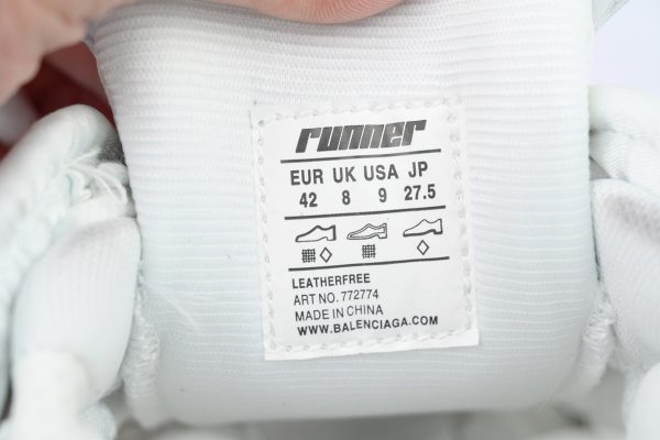 PK God Batch Balenciaga Runner Sneaker 'Graffiti - White Blue' 772774 W3RBQ 9040