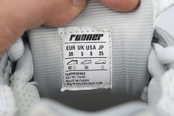 pk_god_batch_balenciaga_runner_sneaker_gradient_yellow_powder_772767_wrung_9517_1CB559158EE1E PK God Batch Balenciaga Runner Sneaker Gradient Yellow Powder 772767 WRUNG 9517