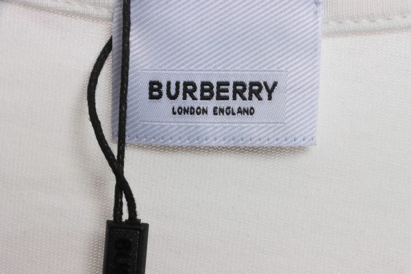 pk_god_batch_burberry_logo_chest_limited_edition_short_sleeves_1BF82D310A410 PK God Batch Burberry logo chest limited edition short sleeves white