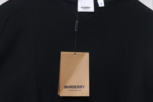 pk_god_batch_burberry_spliced___war_horse_short_sleeve_t_shirt_1C1FF5103CE13 PK God Batch Burberry Spliced ??War Horse Short Sleeve T-Shirt