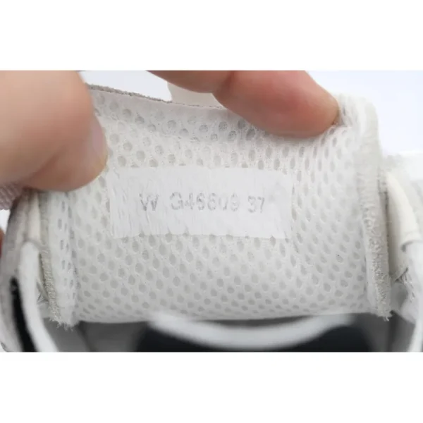 PK God Batch Chanel Interlocking CC Logo Calfskin & Suede Calfskin Sneakers White
