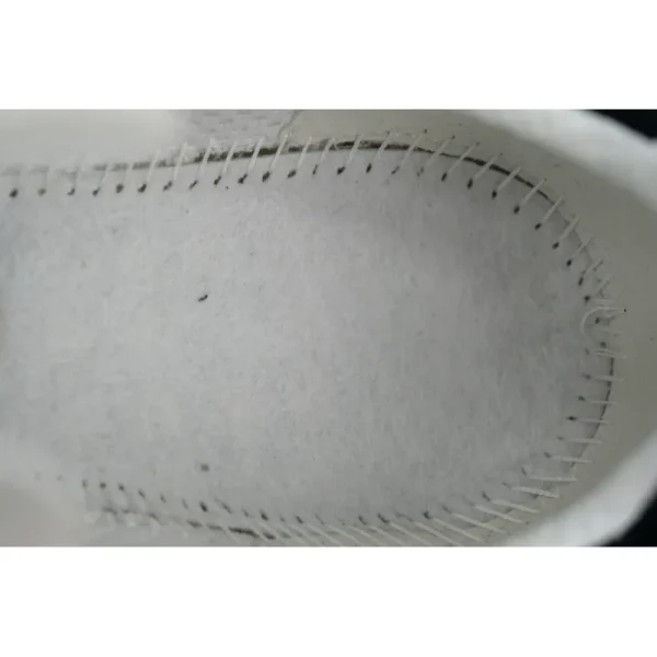 PK God Batch Chanel Interlocking CC Logo Calfskin & Suede Calfskin Sneakers White