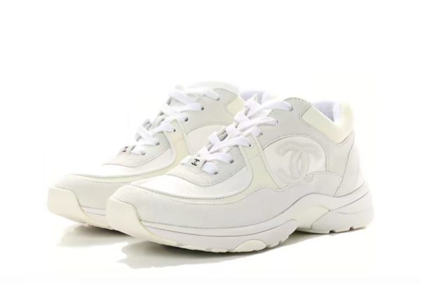 pk_god_batch_chanel_triple_white_chanel_cc_logo_low_top_1C11AD5688F15 PK God Batch Chanel Triple White Chanel CC Logo Low Top