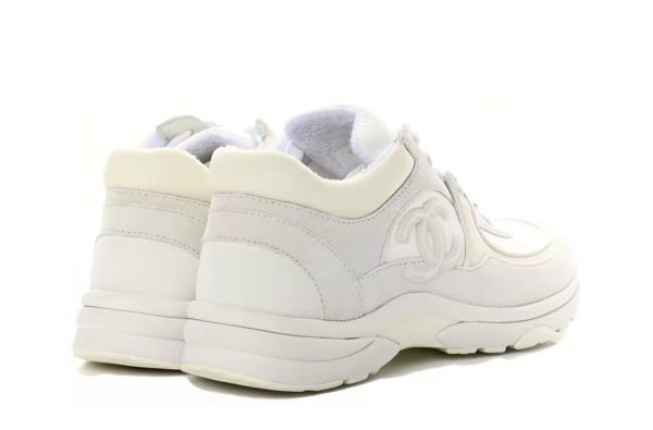 pk_god_batch_chanel_triple_white_chanel_cc_logo_low_top_1C11AD5690717 PK God Batch Chanel Triple White Chanel CC Logo Low Top