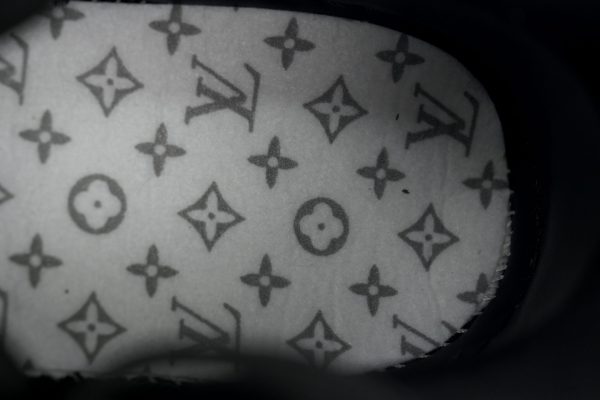 pk_god_batch_louis_vuitton_black_lychee_patent_leather_1CB2E5FAFC81E PK God Batch Louis Vuitton Black Lychee Patent Leather