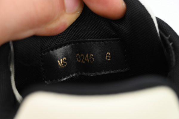 PK God Batch LOUIS VUITTON Trainer Monogram Flower Black