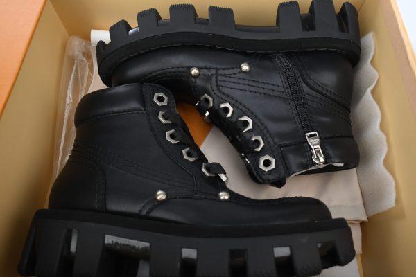PK God Batch LOUIS VUITTON Martin boots Black pk01