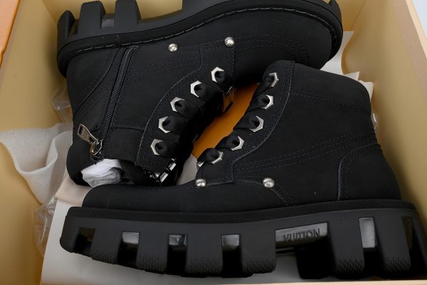 PK God Batch LOUIS VUITTON Martin boots Black pk02