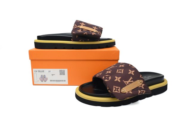 pk_god_batch_louis_vuitton_pool_pillow_comfort__1AC6EED46041C PK God Batch LOUIS VUITTON Pool Pillow Comfort