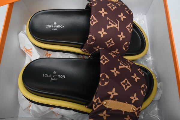 pk_god_batch_louis_vuitton_pool_pillow_comfort__1AC6EED574110 PK God Batch LOUIS VUITTON Pool Pillow Comfort