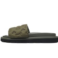 PK God Batch LOUIS VUITTON Pool Pillow Comfort Army Green Relief PK God Batch LOUIS VUITTON Pool Pillow Comfort Army Green Relief