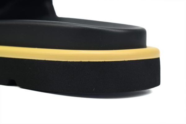 pk_god_batch_louis_vuitton_pool_pillow_comfort_black_gray_metal_label_1AC828B855517 PK God Batch LOUIS VUITTON Pool Pillow Comfort Black gray metal label