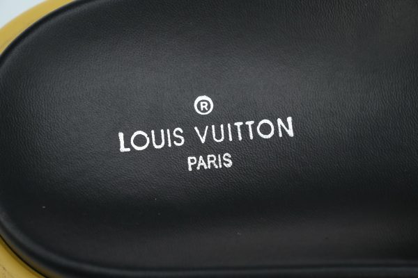 PK God Batch LOUIS VUITTON Pool Pillow Comfort Green denim with yellow label