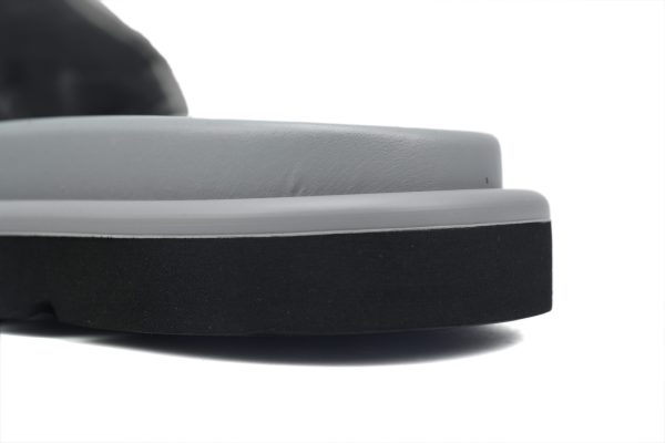 PK God Batch LOUIS VUITTON Pool Pillow Comfort grey