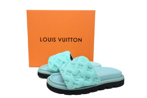 pk_god_batch_louis_vuitton_pool_pillow_comfort_light_blue_bread_1AC82AA4C8315 PK God Batch LOUIS VUITTON Pool Pillow Comfort Light blue bread