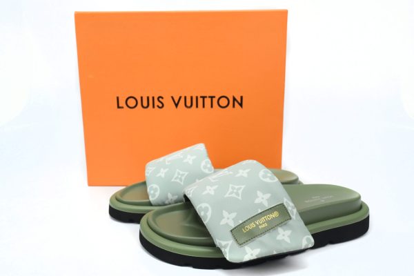 pk_god_batch_louis_vuitton_pool_pillow_comfort_light_green_denim_green_label_1AC6F0043D611 PK God Batch LOUIS VUITTON Pool Pillow Comfort Light green denim green label
