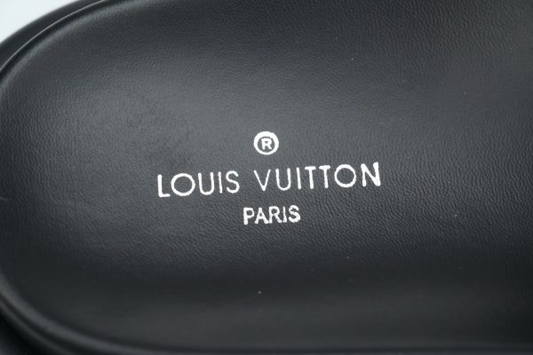 PK God Batch LOUIS VUITTON Pool Pillow Comfort Navy blue