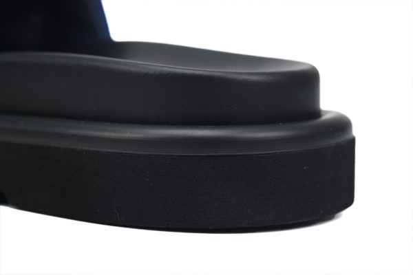 PK God Batch LOUIS VUITTON Pool Pillow Comfort Navy blue