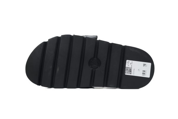 pk_god_batch_louis_vuitton_pool_pillow_comfort_sun_brown_1AC828300E215 PK God Batch LOUIS VUITTON Pool Pillow Comfort Sun Brown