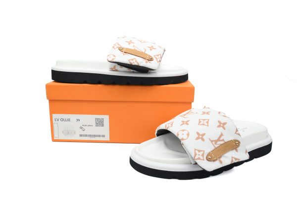 PK God Batch LOUIS VUITTON Pool Pillow Comfort White yellow label