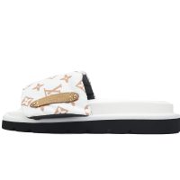 PK God Batch LOUIS VUITTON Pool Pillow Comfort White yellow label PK God Batch LOUIS VUITTON Pool Pillow Comfort White yellow label