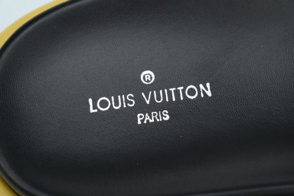 pk_god_batch_louis_vuitton_pool_pillow_comfort_yellow_label_cloth_1AC8293889F1B PK God Batch LOUIS VUITTON Pool Pillow Comfort Yellow label cloth