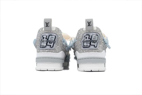 PK God Batch Louis Vuitton Skate Horse Hair Gray White Diamond