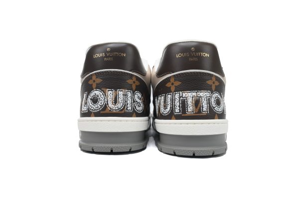 PK God Batch LOUIS VUITTON Trainer Coffee