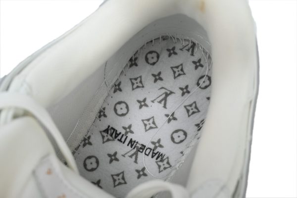 _pk_god_batch_louis_vuitton_trainer_white_cement_1AD66E0F3671B PK God Batch LOUIS VUITTON Trainer White cement