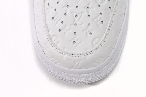 pk_god_batch_louis_vuitton_x_nike_air_force_1_triple_white_lk0221_1B6253AA75D1A PK God Batch LOUIS VUITTON x Nike Air Force 1 Triple White LK0221