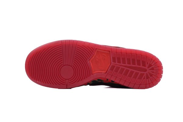 pk_god_batch_the_wizard_of_oz_x_dunk_low_sb__poppy_field__fz1291_600_1B57405675617 PK God Batch The Wizard of Oz x Dunk Low SB 'Poppy Field' FZ1291-600