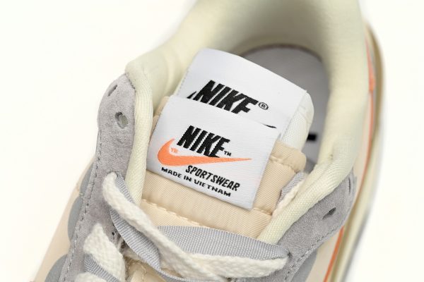 PKstockx Sacai x Nike VaporWaffle 3.0 Beige orange color DD1875-107